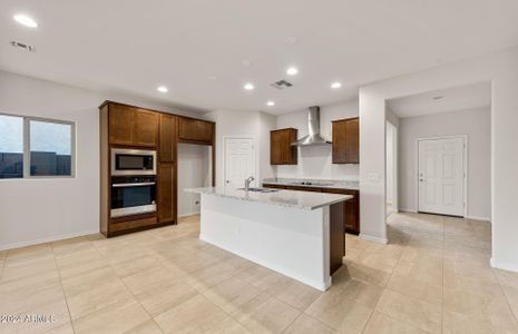 New construction Single-Family house 17789 W Encinas Ln, Goodyear, AZ 85338 Barletta- photo 5 5