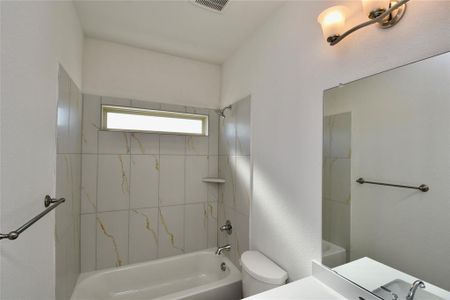 New construction Single-Family house 2412 Glasgow Wy, Denton, TX 76207 - image 3