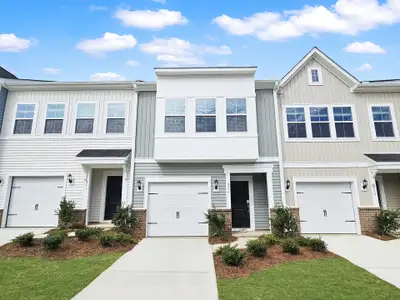 New construction Single-Family house 233 Elyse Overlook Lp, Sanford, NC 27332 plan Foxglove - image