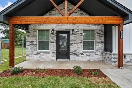 New construction Single-Family house 909 Lenox St, Waco, TX 76704 - image