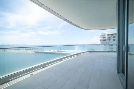 New construction Condo house 175 Se 25Th Rd, Unit 702, Miami, FL 33129 - image