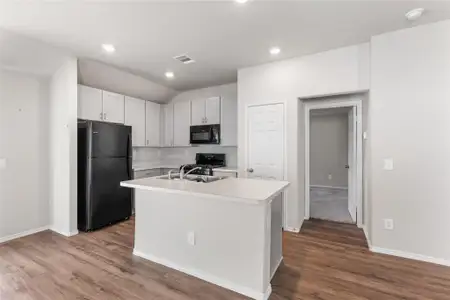 New construction Single-Family house 26114 Halwell Manor Ln, Spring, TX 77373 - image 6