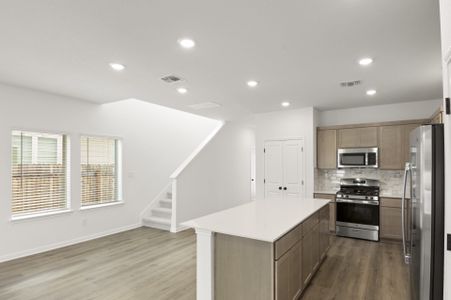 New construction Single-Family house 707 Stampede Rd, San Marcos, TX 78666 plan Oak - image 9