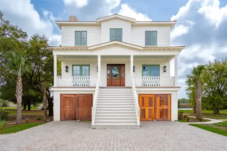 New construction Single-Family house 546 Towles Crossing Dr, Johns Island, SC 29455 - image