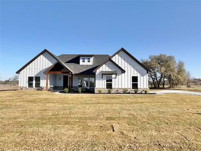 New construction Single-Family house 2001 Collin St, Weatherford, TX 76085 - image
