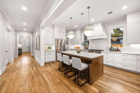 New construction Single-Family house 1001 E 27th St, Houston, TX 77009 - image 13