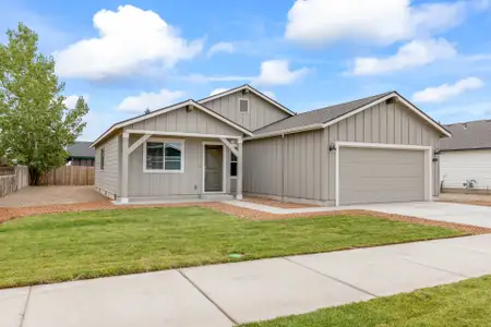 New construction Single-Family house 407 Nw Monte Vista Ave, Madras, OR 97741 plan Camellia - image