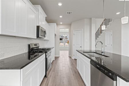 New construction Single-Family house 329 Stellar Wind Dr, Georgetown, TX 78628 Lennox- photo 14 14