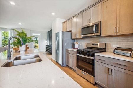 New construction Townhouse house 801 Parc Townes Dr, Wendell, NC 27591 plan Linville - image 19