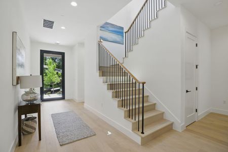 New construction Single-Family house 1502 Barn Swallow Dr, Austin, TX 78746 null- photo 4 4