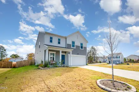 New construction Single-Family house 904 Rift Valley Dr, Zebulon, NC 27597 - image 2