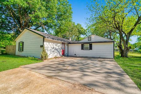 New construction Single-Family house 2617 Graham St, Paris, TX 75460 - image