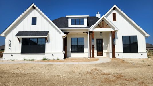New construction Single-Family house 9204 Wood Duck Dr, Justin, TX 76247 plan The Laredo - image