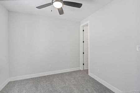 New construction Single-Family house 273 Lawrence Dr, Castroville, TX 78009 - image 10