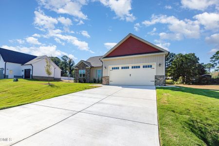 New construction Single-Family house 259 Tee Dr, Selma, NC 27576 - image