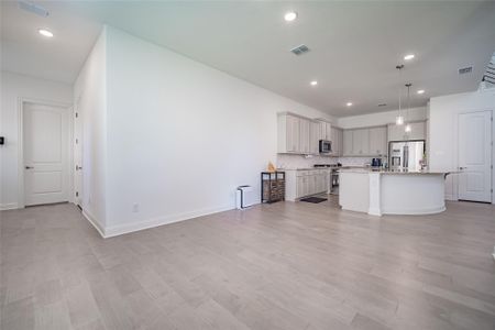 New construction Single-Family house 3049 Sage Ranch Dr, Leander, TX 78641 plan Manor Series - Nashville - image 17