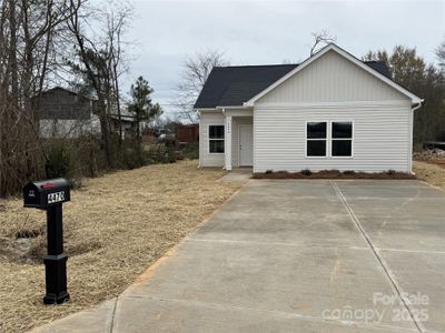 New construction Single-Family house 4470a Kingsbury Rd, Midland, NC 28107 - image