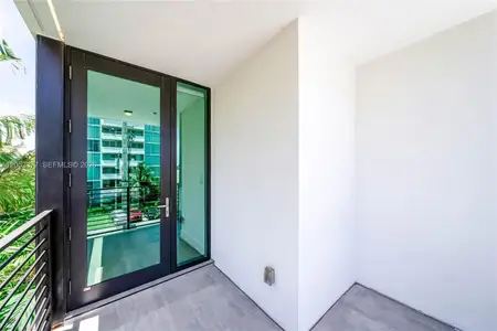 New construction Condo house 1930 Bay Dr, Unit PH 2, Miami Beach, FL 33141 - image