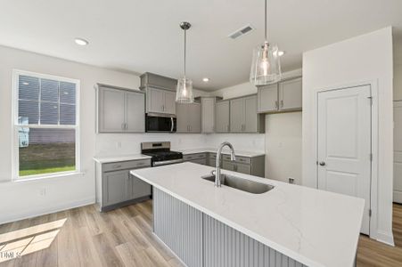 New construction Single-Family house 1600 Briar Brook Ln, Zebulon, NC 27597 plan Malbec - image 4