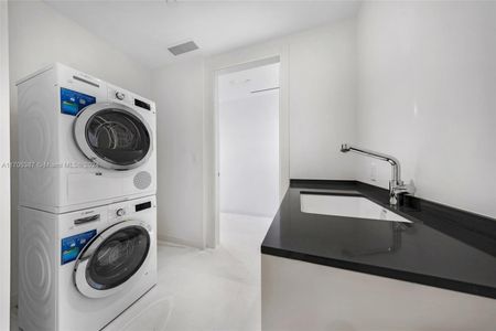 New construction Condo house 300 Biscayne Blvd Way, Unit 1603, Miami, FL 33131 null- photo 36 36