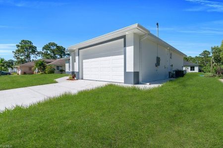 New construction Single-Family house 2906 14Th St W, Lehigh Acres, FL 33971 - image