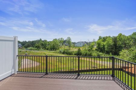 Sherron Road Townes by Greenwood Homes in Durham - image 10