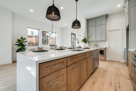 New construction Single-Family house 116 E 23Rd St, Houston, TX 77008 - image 12