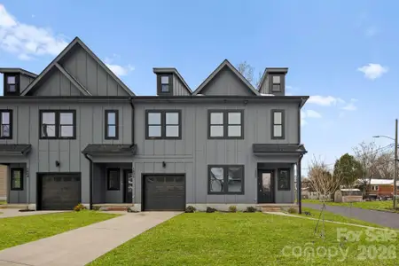 New construction Townhouse house 1800 Vinton St, Charlotte, NC 28216 - image