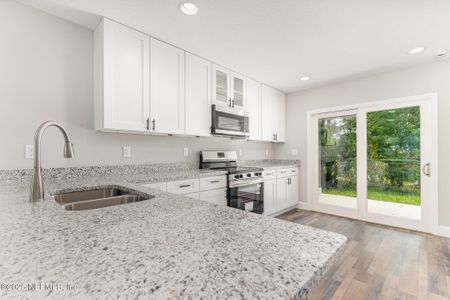 New construction Single-Family house 409 Willow Branch Ave, Jacksonville, FL 32254 null- photo 9 9