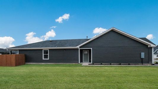 New construction Single-Family house 520 Sandringham Loop, Uhland, TX 78640 The Taylor- photo 17 17