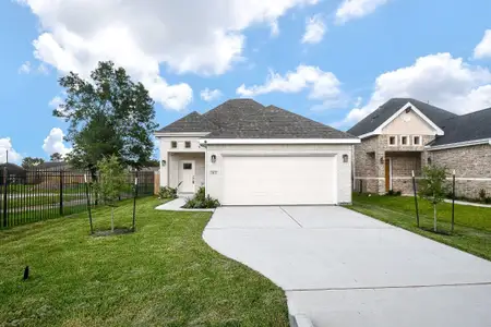 New construction Single-Family house 5822 Tautenhahn Rd, Houston, TX 77016 - image