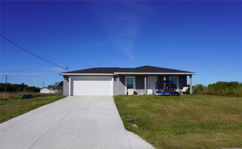 New construction Single-Family house 1055 Moore Run La, Labelle, FL 33935 - image