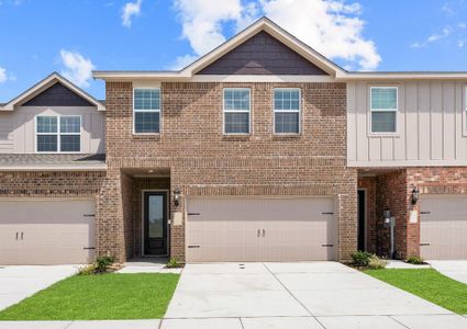 New construction Single-Family house 766 Carson Lane, Pilot Point, TX 76258 - photo 0