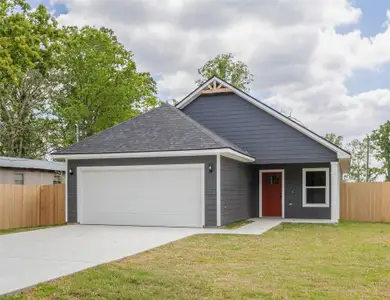 New construction Single-Family house 905 A W Virginia St, Navasota, TX 77868 - image
