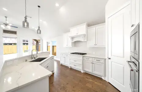 New construction Single-Family house 21006 Magnolia Mill Dr, Cypress, TX 77433 plan Plan 2406 - image 3