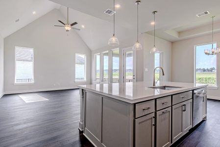 New construction Single-Family house 197 Peninsula Point Dr, Montgomery, TX 77356 plan The Santorini - image 7