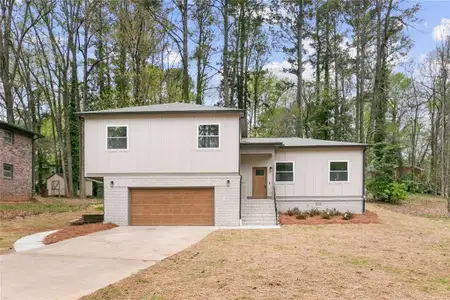 New construction Single-Family house 2911 Pine Valley Cir, Atlanta, GA 30344 - image