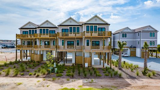 New construction Townhouse house 124 Shell Rd, Surf City, NC 28445 - image