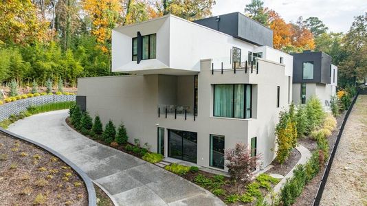 New construction Single-Family house 380 W Wesley Rd Nw, Atlanta, GA 30305 - image