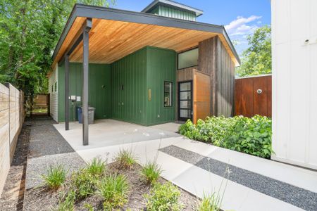 New construction Condo house 5511 Joe Sayers Ave, Unit B, Austin, TX 78756 - image