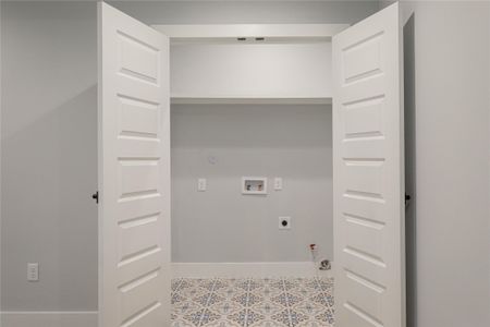 New construction Single-Family house 711 Boundary St, Houston, TX 77009 - image 11