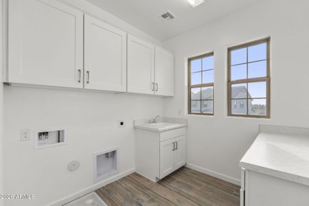 New construction Single-Family house 21349 N 58Th St, Phoenix, AZ 85054 - image 13