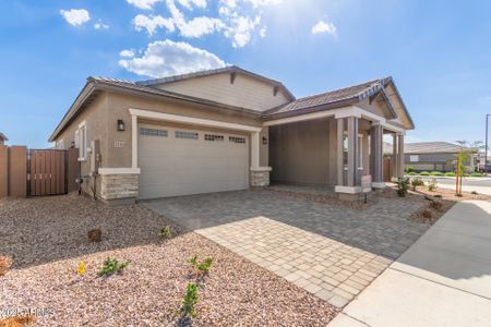 New construction Single-Family house 21919 E Bonanza Wy E, Queen Creek, AZ 85142 - image