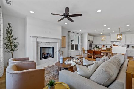 New construction Single-Family house 406 Sunset Ln, Fort Worth, TX 76114 - image 15