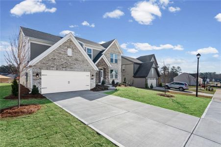 New construction Single-Family house 737 Crystal Lake Pkwy, Hoschton, GA 30548 - image