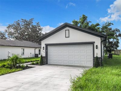 New construction Single-Family house 623 Sylvan Ramble Rd, Davenport, FL 33837 null- photo 5 5