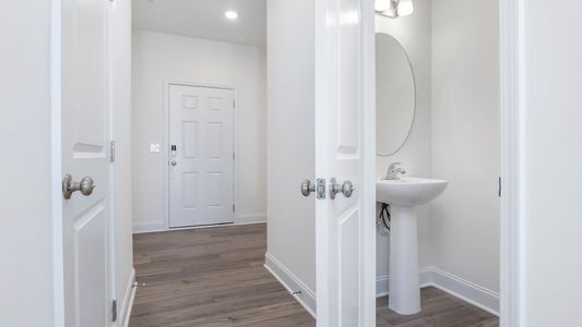 New construction Townhouse house 945 Kensley Grove Ln, Fuquay Varina, NC 27526 plan Litchfield - image 5