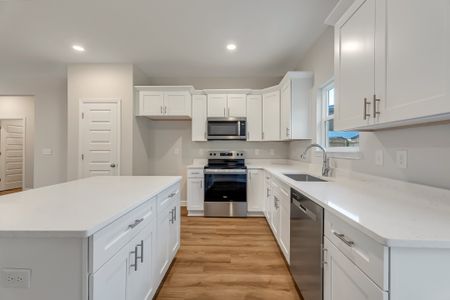 New construction Single-Family house 15 Shebbi Ln, Freeport, FL 32439 - image 8