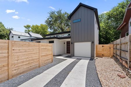 New construction Single-Family house 2713 Stacy Ln, Unit 2, Austin, TX 78704 - photo 0