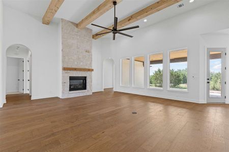 New construction Single-Family house 7103 Heathington Ct, Granbury, TX 76049 Cape May Signature Series- photo 27 27